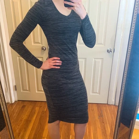 Philosophy Knit Black/Gray Midi Dress‎ - Picture 6 of 6